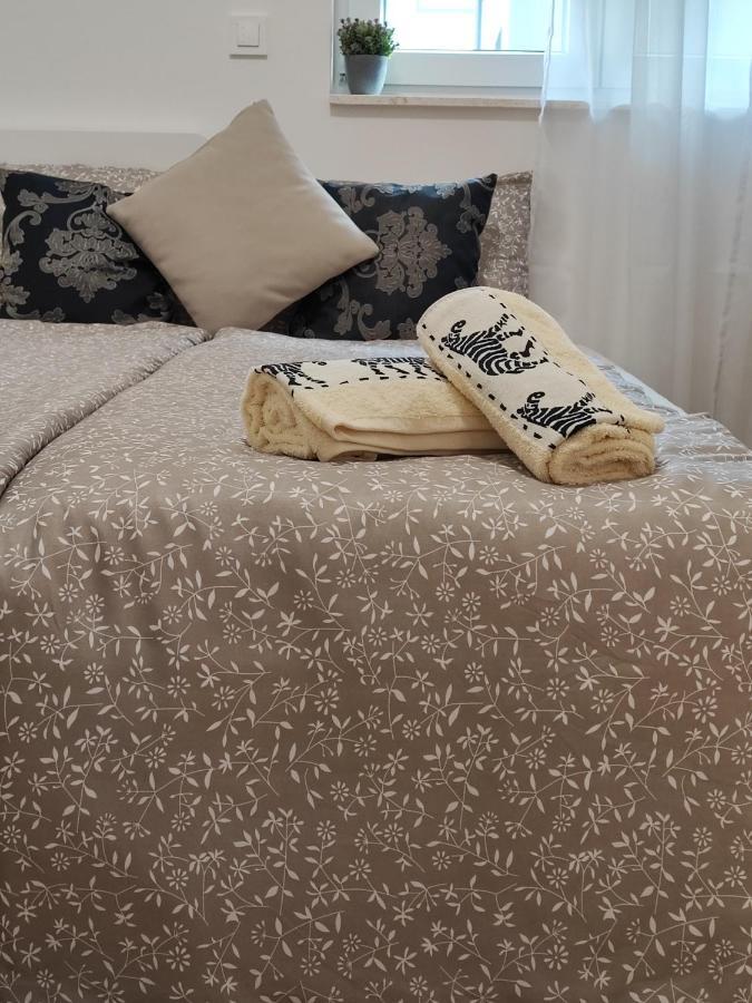 Apartman Lavanda -Zara Esterno foto